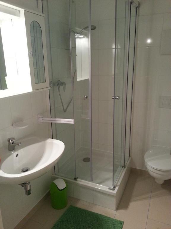 Ferienwohnanlage Bruckner Appartement Rostock Kamer foto