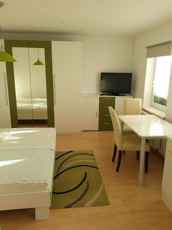 Ferienwohnanlage Bruckner Appartement Rostock Kamer foto